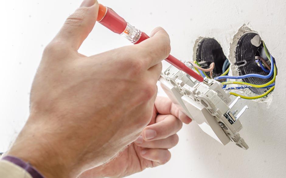 électricien de maintenance Paris 14